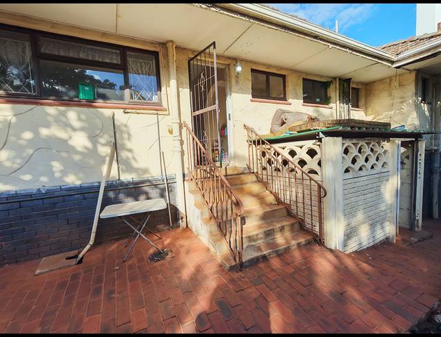 4 BEDROOM HOUSE FOR SALE IN GLENMORE